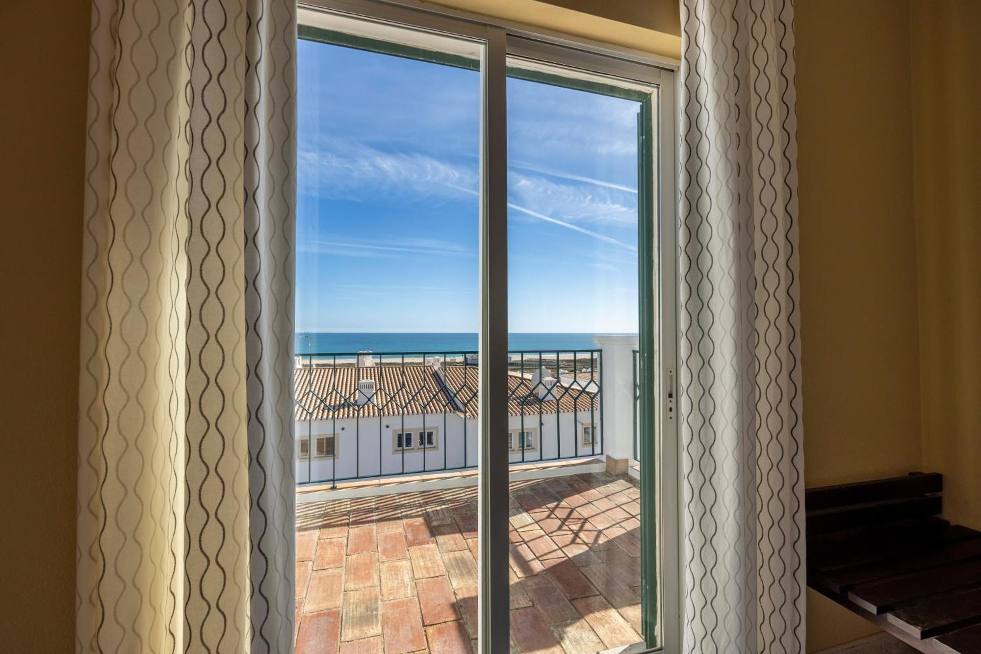 Apartamento Meia Praia ลากอส ภายนอก รูปภาพ